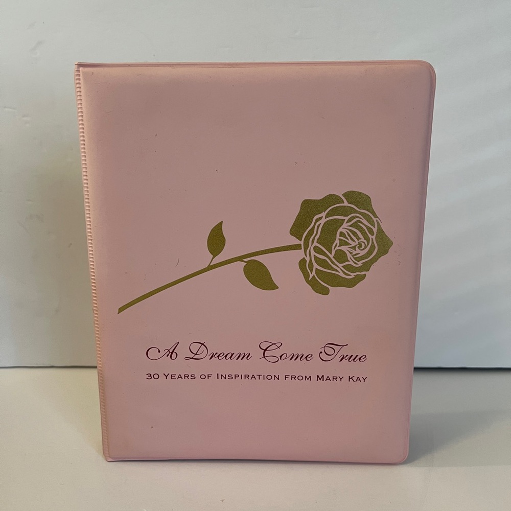1990s Vintage Mary Kay A Dream come true book